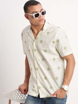 SHOWOFFFF - Mens Short Sleeves Cuban Collar Printed Cream Shirt