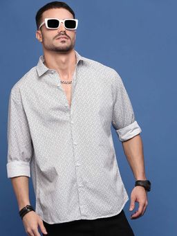 SHOWOFF - Men White Geometric Print Slim Fit Shirt