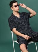 Black color option, Sold out, Currently selected