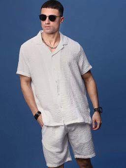 SHOWOFFFF - Men White Cuban Collar Self Design Co-Ord (Set of 2)