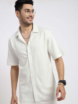 SHOWOFF - Mens White Cuban Collar Relaxed Fit Stripes Shirt