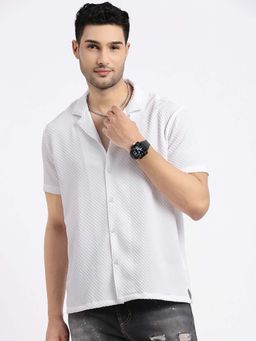 SHOWOFFFF - Mens White Cuban Collar Relaxed Fit Self Design Shirt
