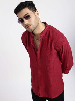 SHOWOFFFF - Mens Red Solid Slim Fit Shirt