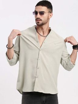 SHOWOFFFF - Mens Green Solid Slim Fit Shirt