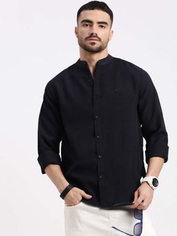 SHOWOFFFF - Mens Navy Blue Solid Slim Fit Shirt