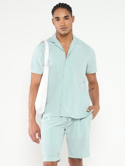 SHOWOFF - Men Green Cuban Collar Solid Co-Ord (Set of 2)