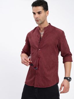 SHOWOFF - Men Striped Maroon Slim Fit Shirt