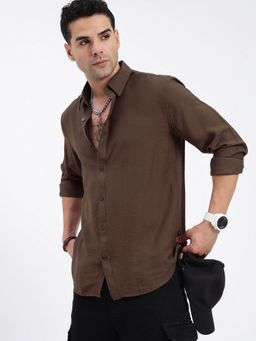 SHOWOFFFF - Men Solid Brown Slim Fit Shirt