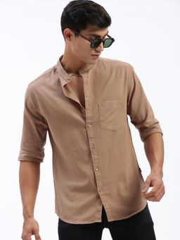 SHOWOFFFF - Men Solid Brown Slim Fit Shirt