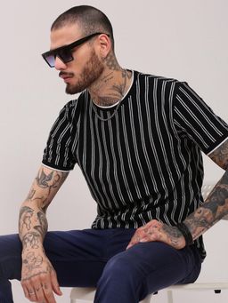 SHOWOFF - Men Black Striped Slim Fit T-Shirt