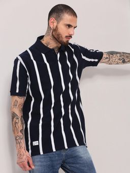 SHOWOFFFF - Men Navy Blue Striped T-Shirt