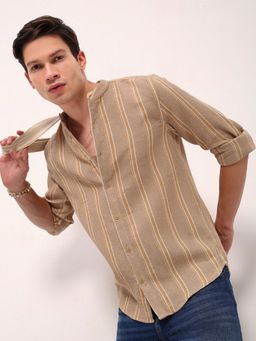 SHOWOFFFF - Mens Beige Striped Slim Fit Shirt