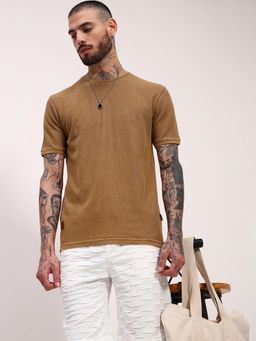 SHOWOFFFF - Men Brown Solid T-Shirt