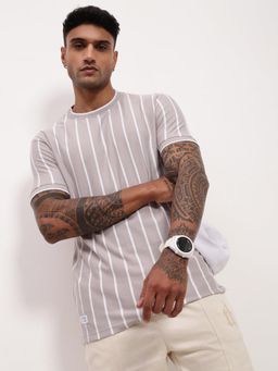 SHOWOFF - Men Grey Striped T-Shirt