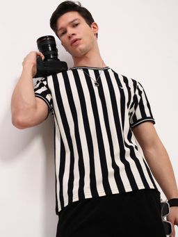 SHOWOFF - Men Black Striped T-Shirt