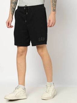 GAP - Men Black Logo Print Mid Rise Bermuda Shorts