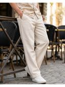 Off White color option, Sold out, Currently selected