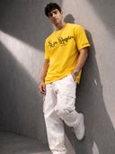 Yellow color option, Currently selected