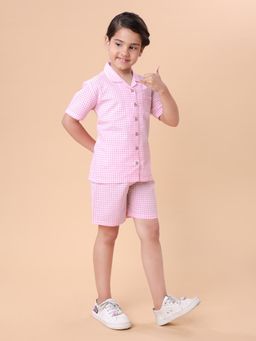 CASA DE NEENEE - Pink Frosty Snugs Range Half Sleeves Shirts and Shorts