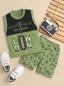 FOURFOLDS - Boys Green Printed T-Shirt and Shorts