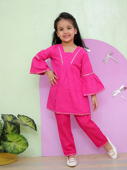 Aatya Kiids - Girls Pink Cotton Mirror Work Kurta and Pant (Set of 2)