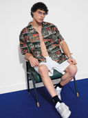 Black color option, Currently selected