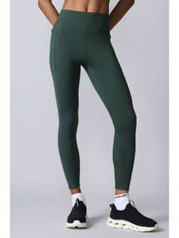 Reebok - Women Solid/Plain Skinny Fit Leggings