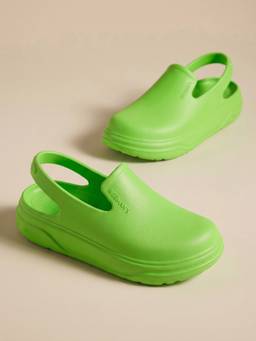 Neeman's - Unisex Green Solid Cushers Clogs