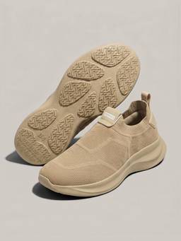 Neeman's - Unisex Beige Sole Max Cush Slip On Walking Shoes