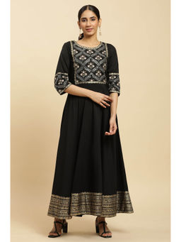 W - Black Solid Dress