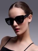 Black color option, Currently selected