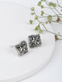 GIVA - 925 Oxidised Silver Woven Square Studs for women(One Size)