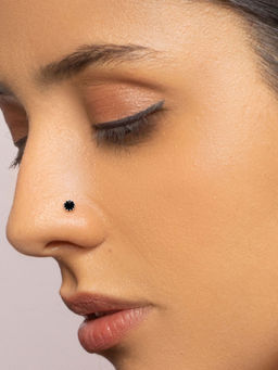 GIVA - 925 Sterling Silver Minimal Black Nose Pin for women(One Size)