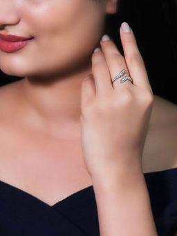 GIVA - 925 Sterling Silver Embrace Leaf Adjustable Ring for women(ADJUSTABLE)