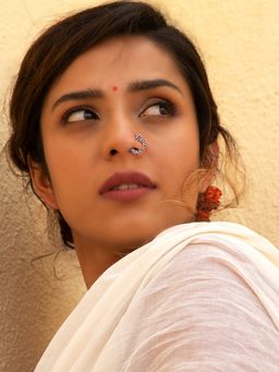 GIVA - AVNI by Oxidised Silver Pink Flower Crescent Nose Pin For Women(One Size)