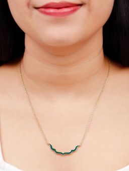 GIVA - Sterling Silver Golden Emerald Nawab Necklace for Womens and Girls