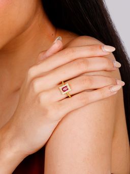 GIVA - Sterling Silver Anushka Sharma Golden Fuchsia Fun Ring