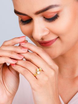 GIVA - Sterling Silver Anushka Sharma Golden Starry Night Ring