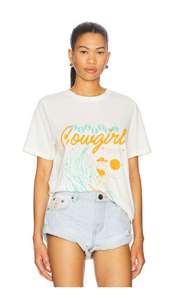 Sendero Provisions Co. - Coastal Cowgirl T-shirt