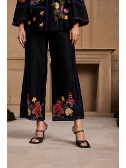CHANDRIMA - Black Floral Embroidered Pant