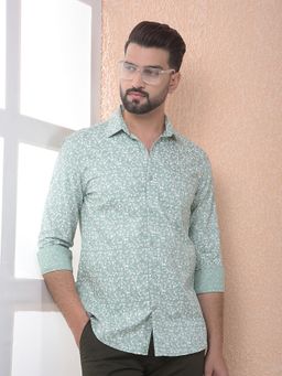 CRIMSOUNE CLUB - Men Green Printed Pure Cotton Slim Fit Shirt