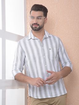 CRIMSOUNE CLUB - Men Grey Vertical Stripes Pure Cotton Slim Fit Shirt