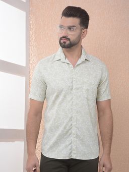 CRIMSOUNE CLUB - Men Green Floral Print Slim Fit Shirt