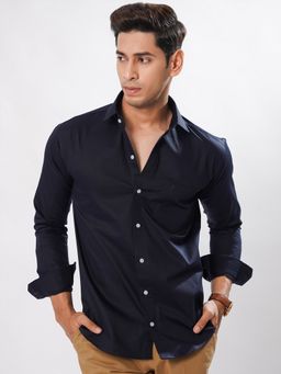 ROYALTAIL - Men Classic Fit Solid Spread Collar Navy Blue Casual Shirt