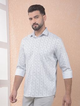 CRIMSOUNE CLUB - Men White Printed Slim Fit Shirt