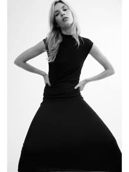 H&M - Women Black Sleeveless Turtleneck Dress