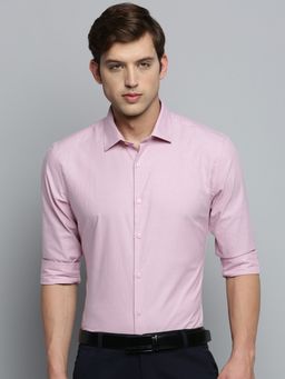 SHOWOFFFF - Men's Spread Collar Solid Pink Smart Shirt