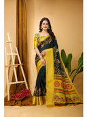 Green color option, Sold out, Currently selected