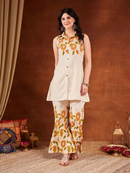 Shopping Queen - Cream Floral Collar Neck Co-ord Set