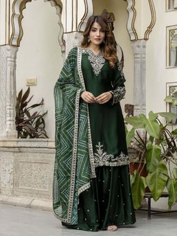 Trendmalls - Green Embroidered Round Neck Kurta Palazzo With Dupatta